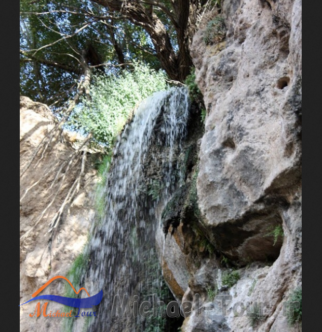 آبشار چناقچی زرندیه