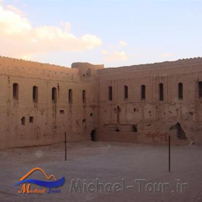 قلعه ابرند آباد