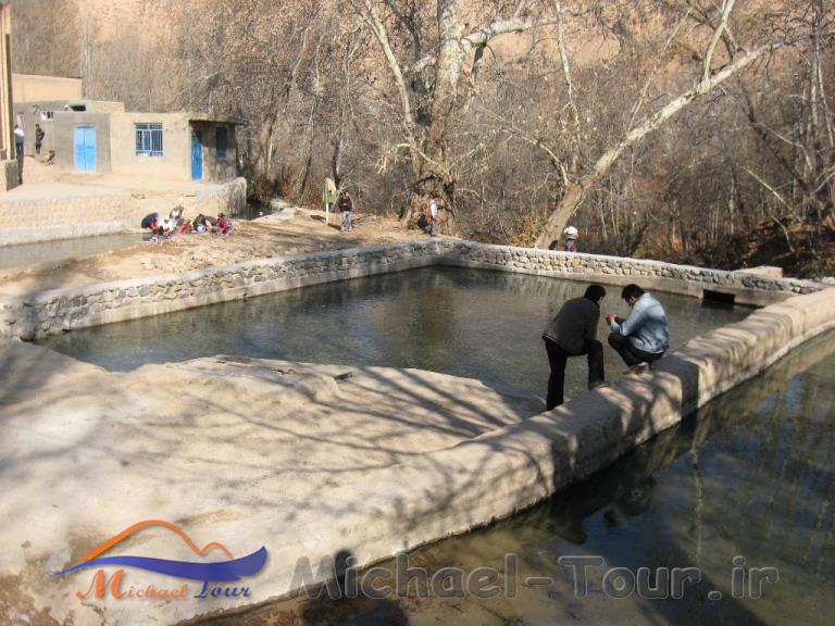 چشمه مهنان چشمه مهنان