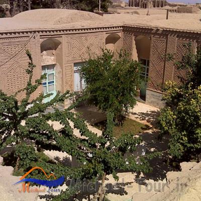 خانه باغ عطایی نوغاب
