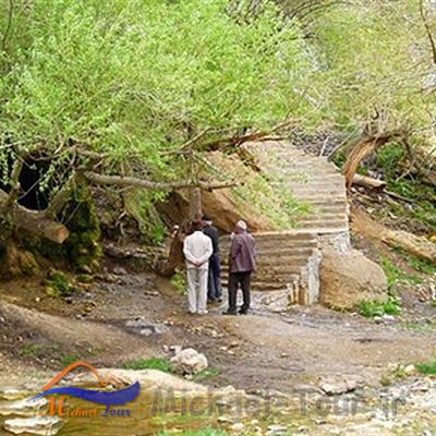 آبشار قطره باران