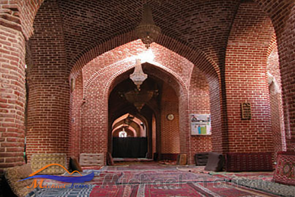 مسجد جامع سراب: اثری تاریخی با محراب ۵۰۰ ساله در آذربایجان