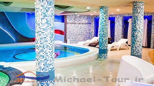 استخر هتل هما تهران