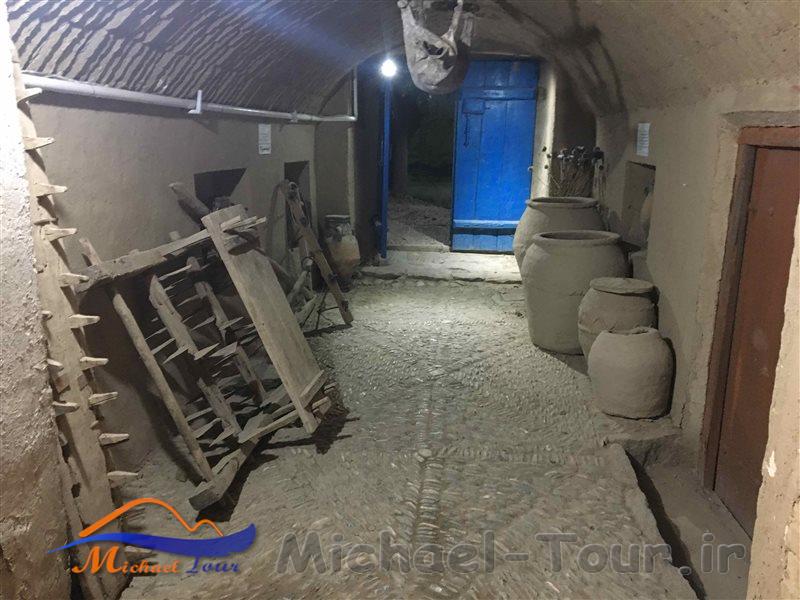 اقامتگاه بومگردی سرای کربلایی فریدون اصفهان