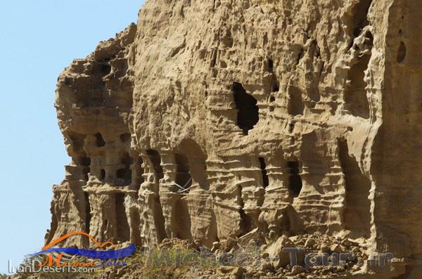 غارهای بان مسیتی